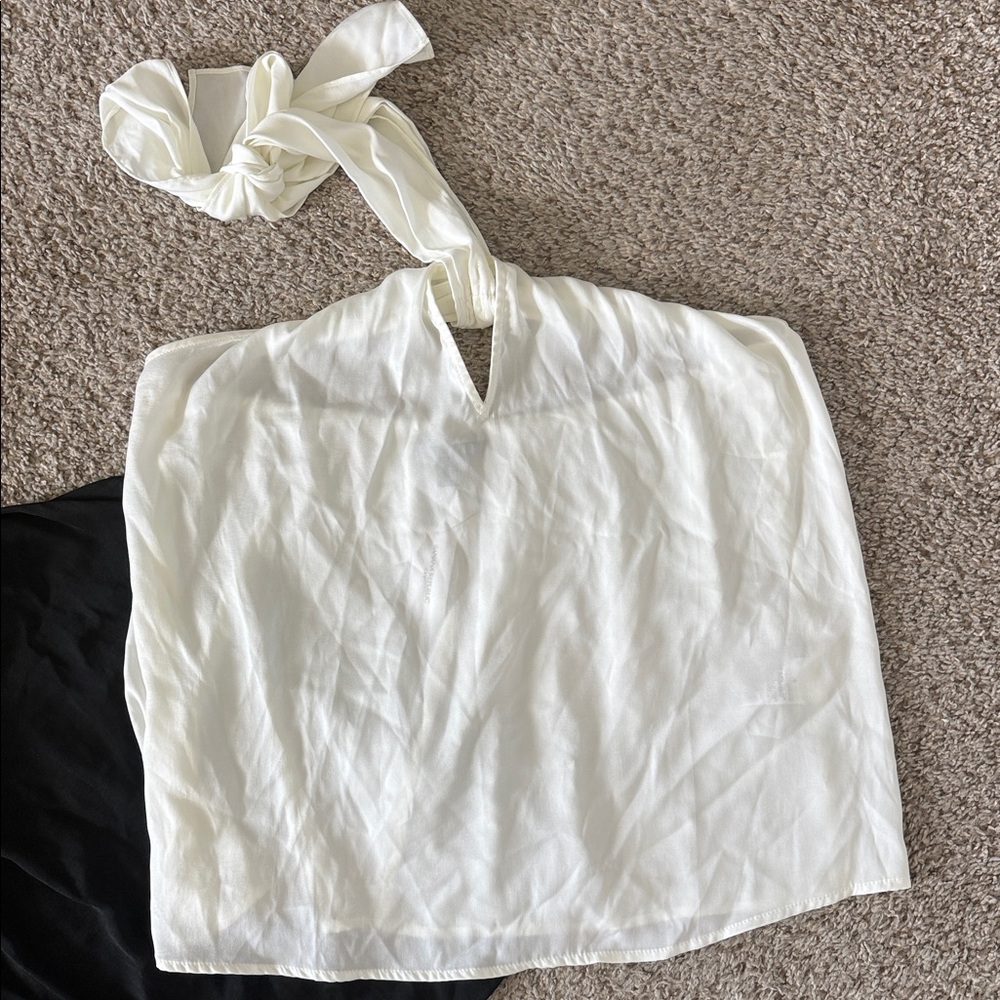 Banana Republic Black and White Tie-Neck Halter top WHITE only